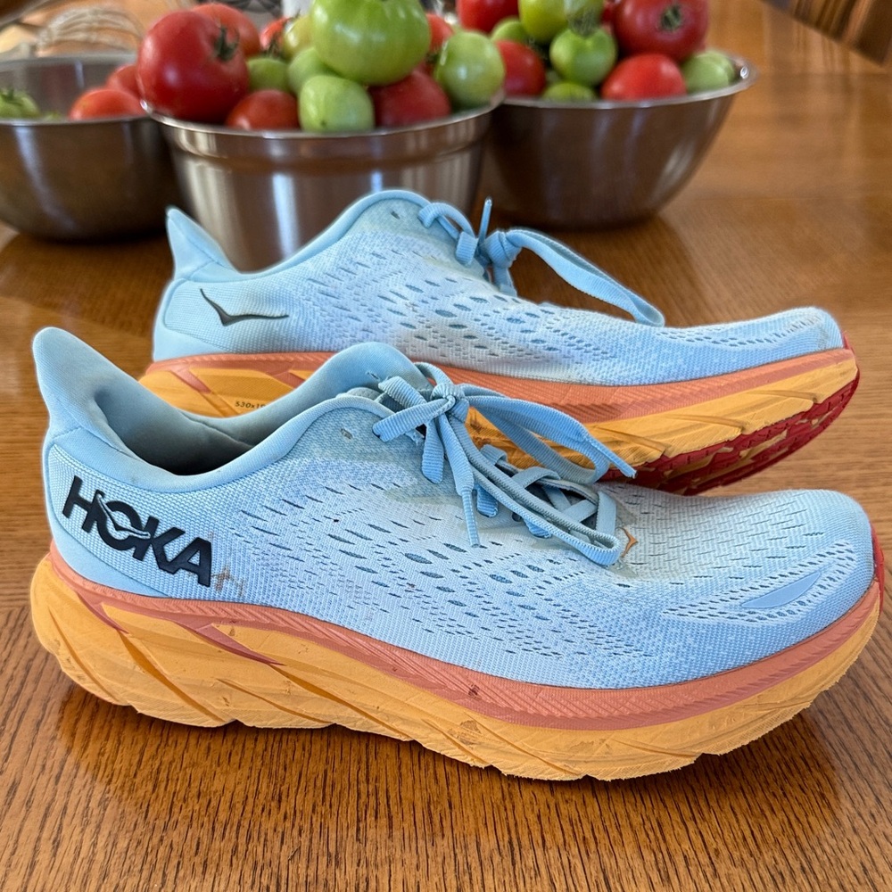 Women’s (USED) HOKA CLIFTON 8 size 9D Running Shoes